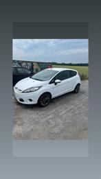 Ford Fiesta 2010 1.6tdci 90ch en demande d’immatriculation, Auto's, Voorwielaandrijving, Stof, Wit, Particulier