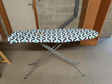 Table à repasser, Electroménager, Enlèvement, Utilisé
