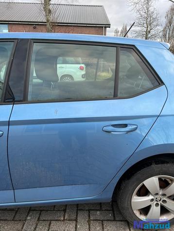 SKODA FABIA 3 BLAUW LQ5X links achter deur 2014-2021 beschikbaar voor biedingen