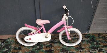 Vélo fille enfant roue 16" de 4 ans à 7 ans beschikbaar voor biedingen