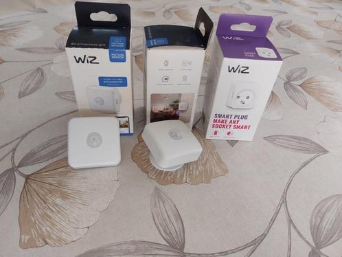 WIZ Slimme stekker en 2 Sensors (wifi), Doe-het-zelf en Bouw, Elektriciteit en Kabels, Stekker, Ophalen