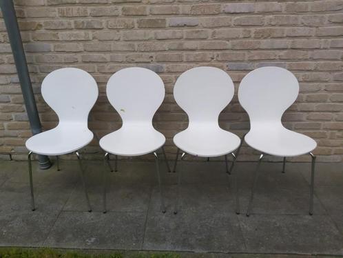 CLP DIEGO 4 chaises ergonomiques empilables, Maison & Meubles, Chaises, Utilisé, Quatre, Bois, Métal, Blanc, Enlèvement