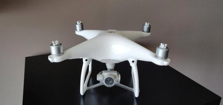 DJI PHANTOM 4, TV, Hi-fi & Vidéo, Drones, Comme neuf, Drone avec caméra, Qualité supérieure, DJI, 900 g à 4 kg, 15 à 30 minutes