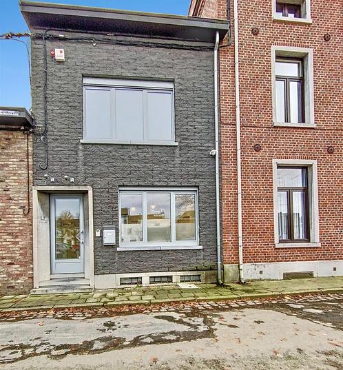 Commerce à vendre à Leval-Trahegnies, 3 chambres, Immo, Huizen en Appartementen te koop, Overige soorten, C