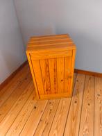 Petit meuble en bois, Ophalen