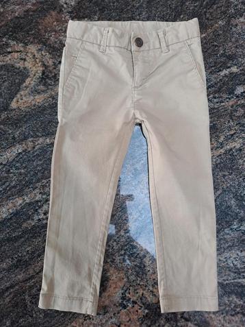 Pantalon chino beige taille 92 
