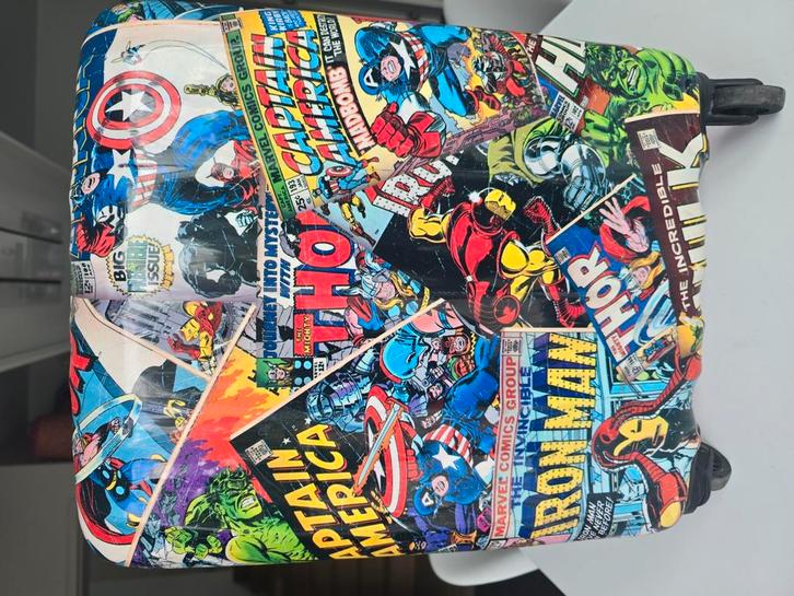American Tourister Marvel, Handtassen en Accessoires, Koffers, Zo goed als nieuw, Hard kunststof, 50 tot 60 cm, 35 tot 45 cm, Slot