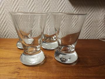 4 verres de Bionconeve