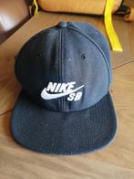 PET ZWART MERK NIKE SB –  ONE SIZE  - ALS NIEUW, Kleding | Heren, Hoeden en Petten, NIKE SB, One size fits all, Ophalen of Verzenden