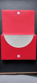 BOITE ( vide ) contenait des cartes postales Neige, Livres, Enlèvement ou Envoi