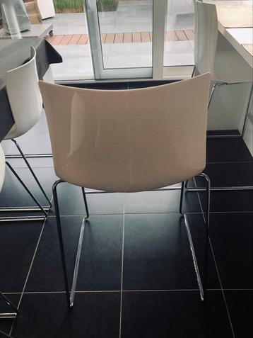 Design Barstoelen van Arper Catifa 46 beschikbaar voor biedingen