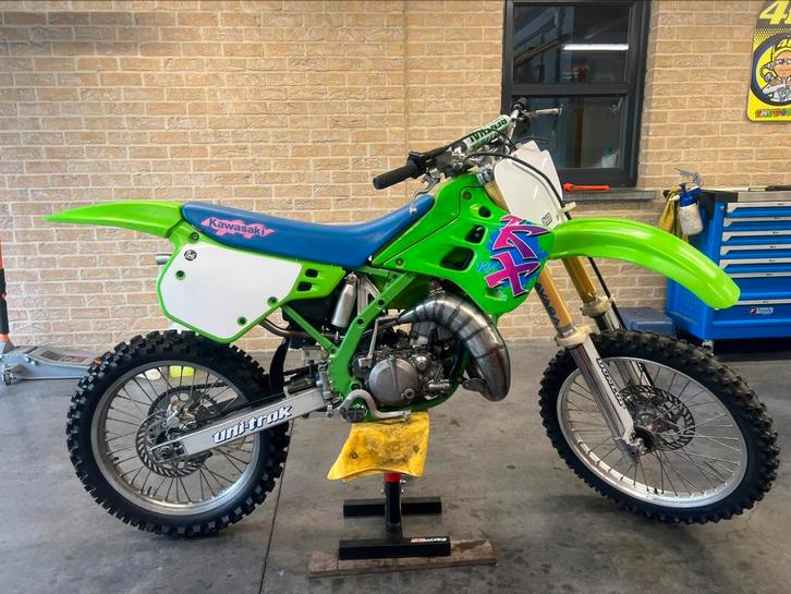 Kx 125 1990 + pieces carters,allumage,cadre,caches,ect, Motoren, Motoren | Kawasaki, Particulier, Crossmotor, meer dan 35 kW, 1 cilinder