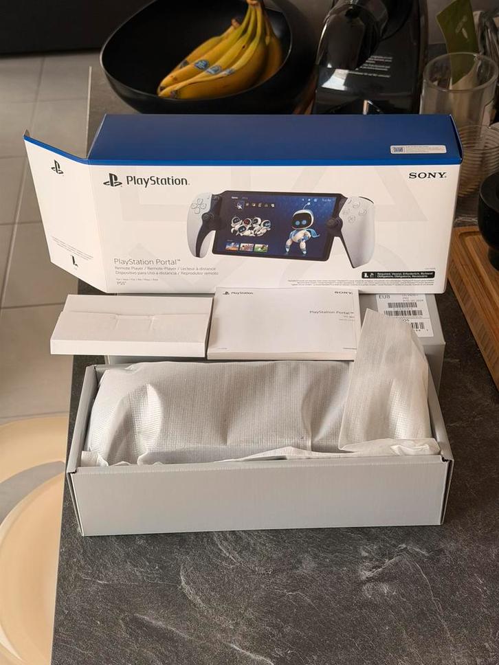 PlayStation Portal-speler op afstand, Games en Spelcomputers, Spelcomputers | Sony PlayStation 5, Playstation 5, Ophalen