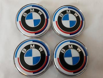 Bmw 50 Jaar naafdoppen Ø 60 mm /klemmaat +- 56 mm beschikbaar voor biedingen