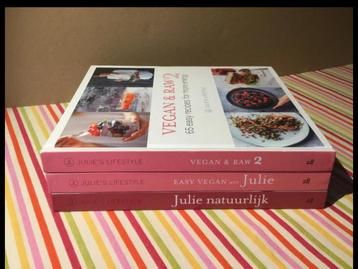 3 boeken Julie van den Kerchove beschikbaar voor biedingen