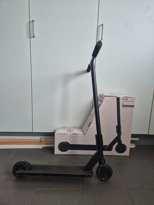 North switchblade stuntstep, Fietsen en Brommers, Steps, Gebruikt, Ophalen