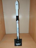 Fusée Falcon9 modèle 1:144 — SpaceX, Enlèvement ou Envoi, Neuf, 1:144 ou moins