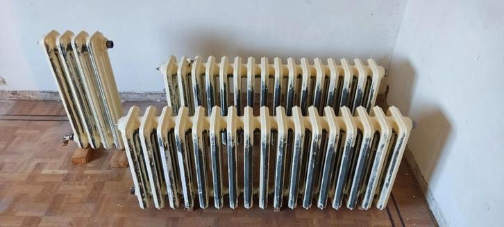 Gietijzeren radiatoren, Doe-het-zelf en Bouw, Verwarming en Radiatoren, Zo goed als nieuw, Ophalen