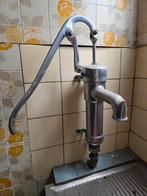 Antieke waterpomp, Enlèvement