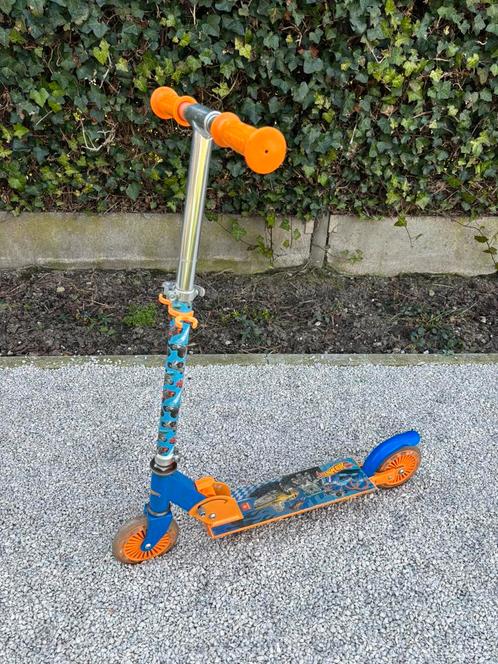 Mondo Toys step Hot Wheels, Fietsen en Brommers, Steps, Zo goed als nieuw, Ophalen