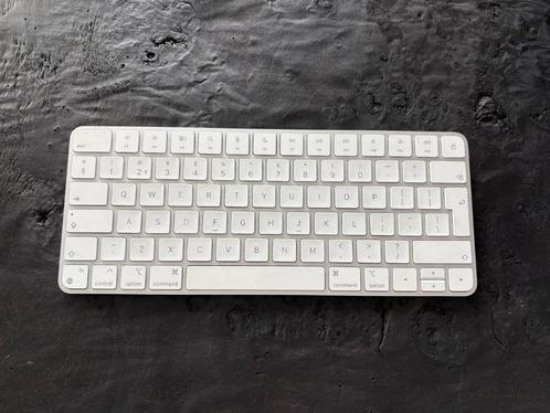Apple Wireless Keyboard – QWERTY, Computers en Software, Toetsenborden, Gebruikt, Qwerty, Draadloos, Ophalen of Verzenden