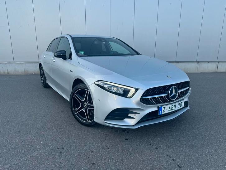 Mercedes A250e /Hybrid/applecarplay/camera, Auto's, Mercedes-Benz, Bedrijf, Te koop, A-Klasse, Achteruitrijcamera, Hybride Elektrisch/Benzine