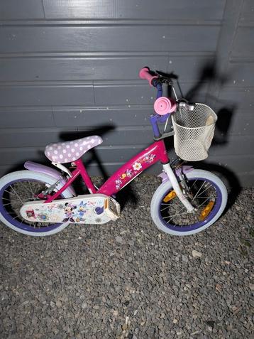 Fille Mimie  beschikbaar voor biedingen