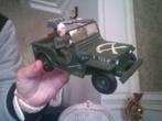 ancien jouet (jeep willys  avec  soldat, Antiquités & Art, Antiquités | Jouets, Enlèvement ou Envoi