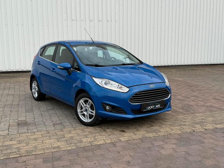Ford fiesta 2013 benzine in zeer goede staat + keuring, Auto's, Ford, Bedrijf, Bluetooth, Benzine, Euro 5, Ophalen