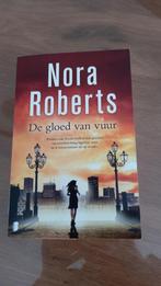 Roman "De gloed van vuur", Boeken, Zo goed als nieuw, Nederland, Nora Roberts, Ophalen