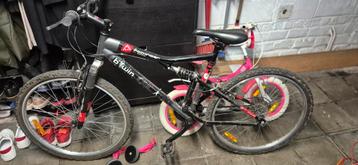 Fiets  beschikbaar voor biedingen