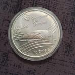 10 Dollars - Elizabeth II Olympic Velodrome, Postzegels en Munten, Munten | Amerika, Ophalen of Verzenden, Midden-Amerika, Losse munt