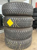 Set / Banden / 215/65/17(98h) Falken winterbanden 215/65/17, Ophalen of Verzenden
