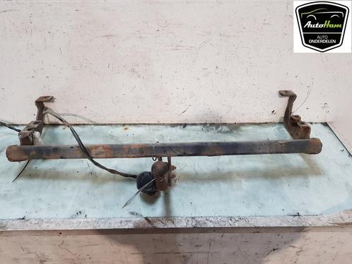 TREKHAAK Mercedes-Benz Citan (415.6) (01-2012/12-2021), Auto-onderdelen, Ophanging en Onderstel, Mercedes-Benz, Gebruikt