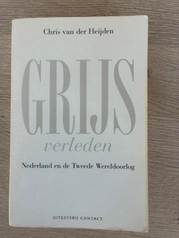 Grijs verleden - Nederland en WO II beschikbaar voor biedingen