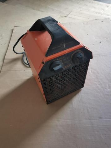 Bouwdroger Electrisch verwarm vuurtje 2000 W oranje, Doe-het-zelf en Bouw, Minder dan 30 cm, Overige typen, Minder dan 60 cm, Ophalen of Verzenden