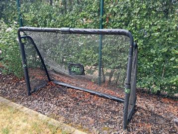 Stalen voetbaldoel / goal 180x120 beschikbaar voor biedingen