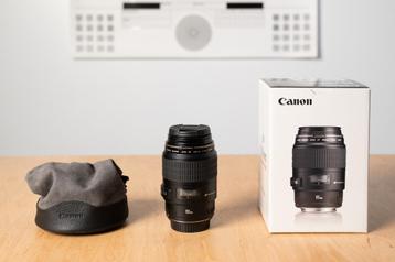 Canon 100mm F2.8 Macro USM Lens beschikbaar voor biedingen