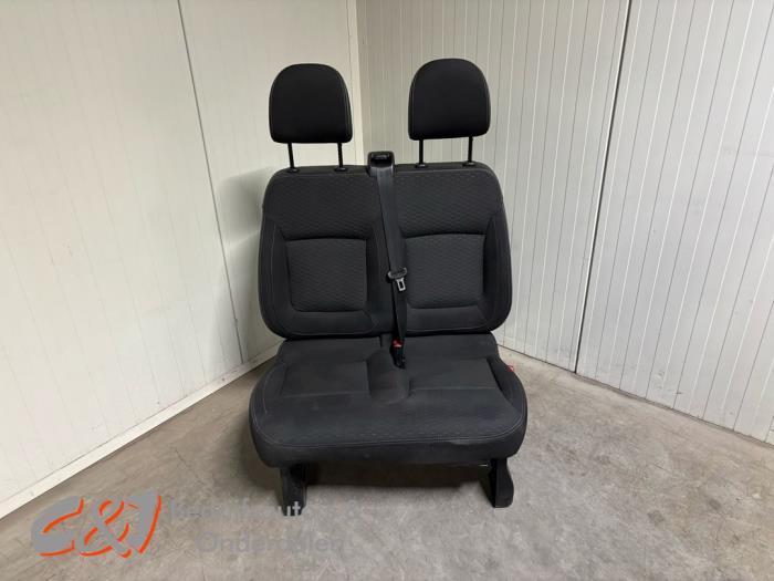 Bank rechts-voor van een Renault Trafic, Auto-onderdelen, Interieur en Bekleding, Renault, Gebruikt, 3 maanden garantie, Ophalen of Verzenden