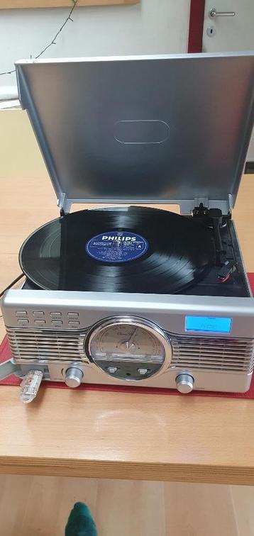 radio platenspeler USB beschikbaar voor biedingen