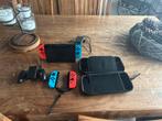 Nintendo Switch,  4 manettes et house, Consoles de jeu & Jeux vidéo, Consoles de jeu | Nintendo Switch, Enlèvement, Utilisé, Avec 3 manettes ou plus