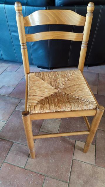 Chaises de cuisine ou de salle à manger beschikbaar voor biedingen
