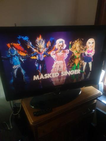 Te koop mooie tv Samsung groot scherm 42 "  beschikbaar voor biedingen