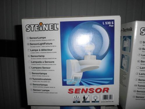 Buitenverlichting met sensor LED spaarlamp/ Halogeen spot, Tuin en Terras, Buitenverlichting, Netvoeding, Bewegingssensor, Waterbestendig