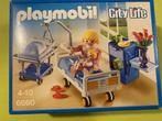 Playmobil 6660 Kraamkamer, Enlèvement