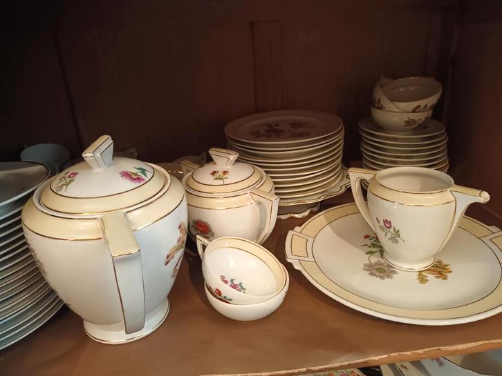 Servies Lourioux 75 jaar oud, Antiquités & Art, Antiquités | Services (vaisselle) pièces, Enlèvement