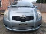 Toyota Yaris 1.3 VVT-i automatique 75 000 km, Autos, Argent ou Gris, Achat, 5 portes, Automatique