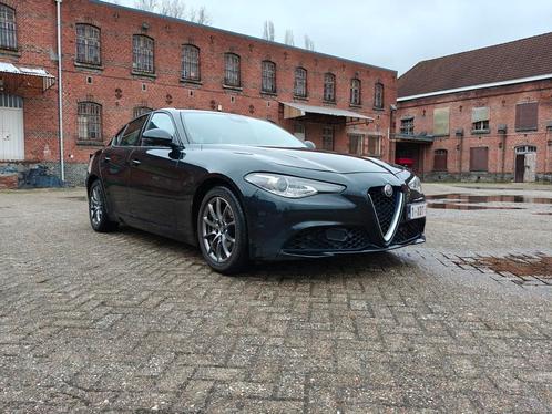 Alfa Romeo Giulia, Auto's, Alfa Romeo, Particulier, Giulia, ABS, Airbags, Airconditioning, Bluetooth, Bochtverlichting, Boordcomputer