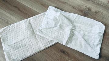 2 housses de coussin 40x65cm blanc et beige velours beschikbaar voor biedingen
