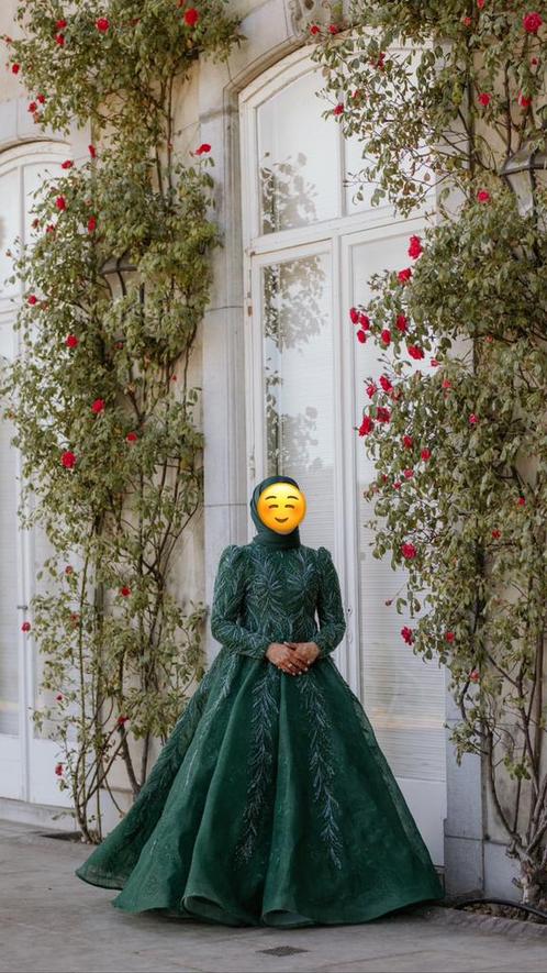Prachtige groene jurk – als nieuw, Kleding | Dames, Trouwkleding en Trouwaccessoires, Gedragen, Ophalen